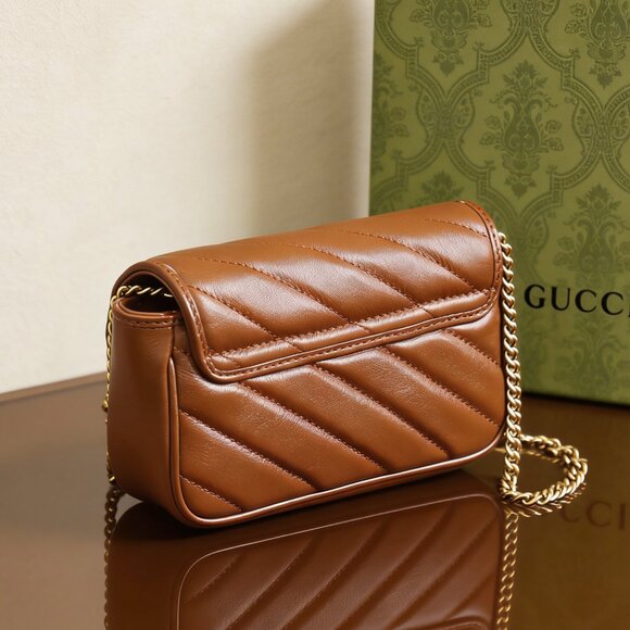 Gucci GG Marmont Super Mini Bag - Picture 2 of 6